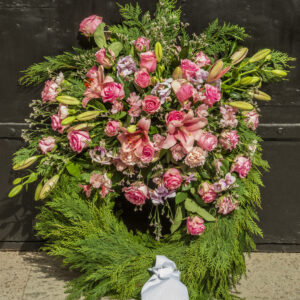 Begravningskrans i rosa